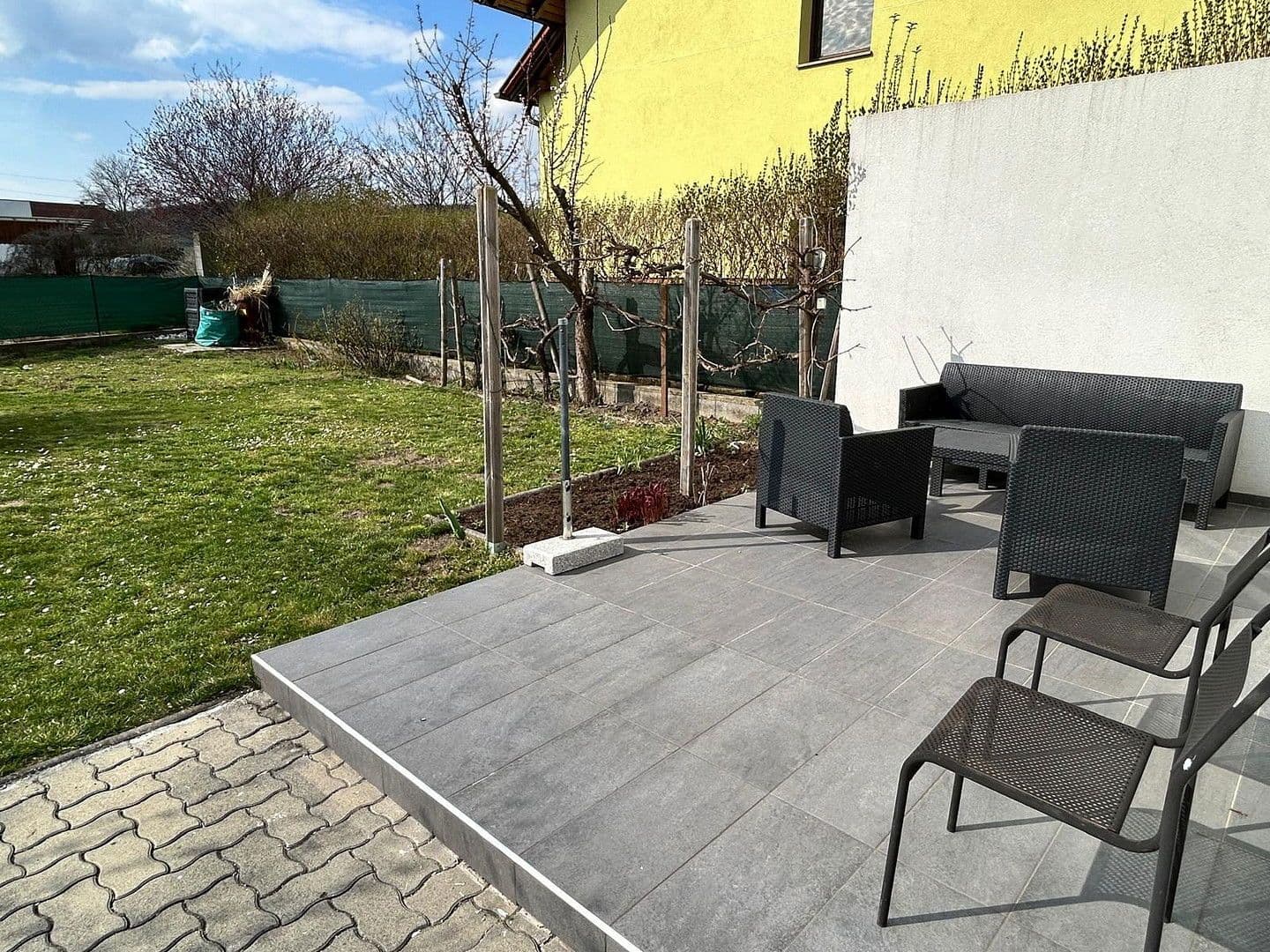 Pronájem domu 130 m², pozemek 589 m², Maria Lourd Weg 9, Enzersfel im Weinviertel, Dolní Rakousko Pronájem domu 130 m², pozemek 589 m², Maria Lourd Weg 9, Enzersfel im Weinviertel, Dolní Rakousko