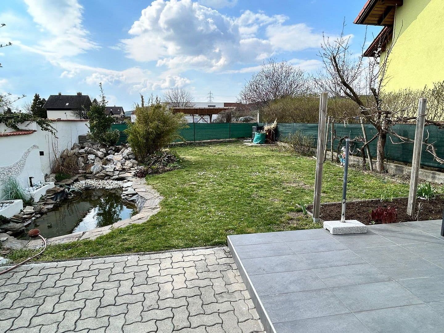 Pronájem domu 130 m², pozemek 589 m², Maria Lourd Weg 9, Enzersfel im Weinviertel, Dolní Rakousko Pronájem domu 130 m², pozemek 589 m², Maria Lourd Weg 9, Enzersfel im Weinviertel, Dolní Rakousko