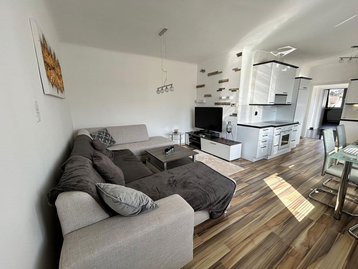 Pronájem domu 130 m², pozemek 589 m², Maria Lourd Weg 9, Enzersfel im Weinviertel, Dolní Rakousko Pronájem domu 130 m², pozemek 589 m², Maria Lourd Weg 9, Enzersfel im Weinviertel, Dolní Rakousko