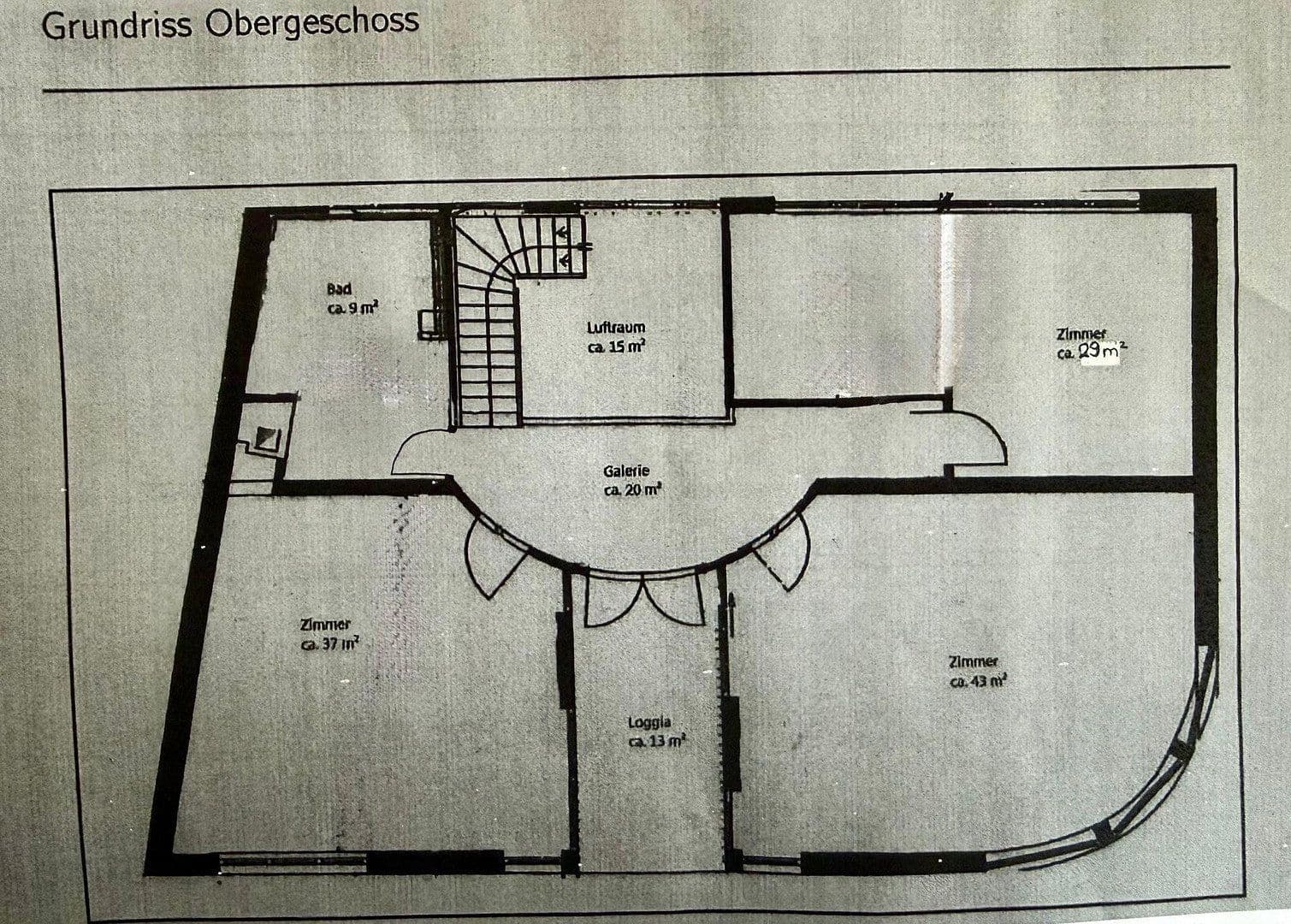 Prodej domu 418 m², pozemek 2.195 m², Hirschberg an der Bergstraße, Bádensko-Württembersko Prodej domu 418 m², pozemek 2.195 m², Hirschberg an der Bergstraße, Bádensko-Württembersko