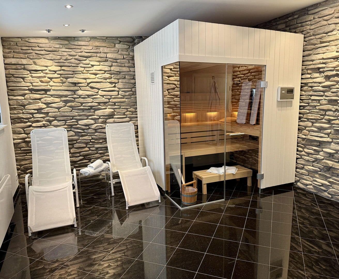 Prodej domu 418 m², pozemek 2.195 m², Hirschberg an der Bergstraße, Bádensko-Württembersko Prodej domu 418 m², pozemek 2.195 m², Hirschberg an der Bergstraße, Bádensko-Württembersko