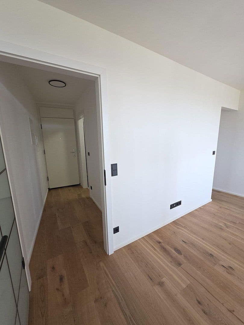 Pronájem bytu 1+1 39 m², Dechsendorfer Straße 2, Erlangen, Bavorsko Pronájem bytu 1+1 39 m², Dechsendorfer Straße 2, Erlangen, Bavorsko