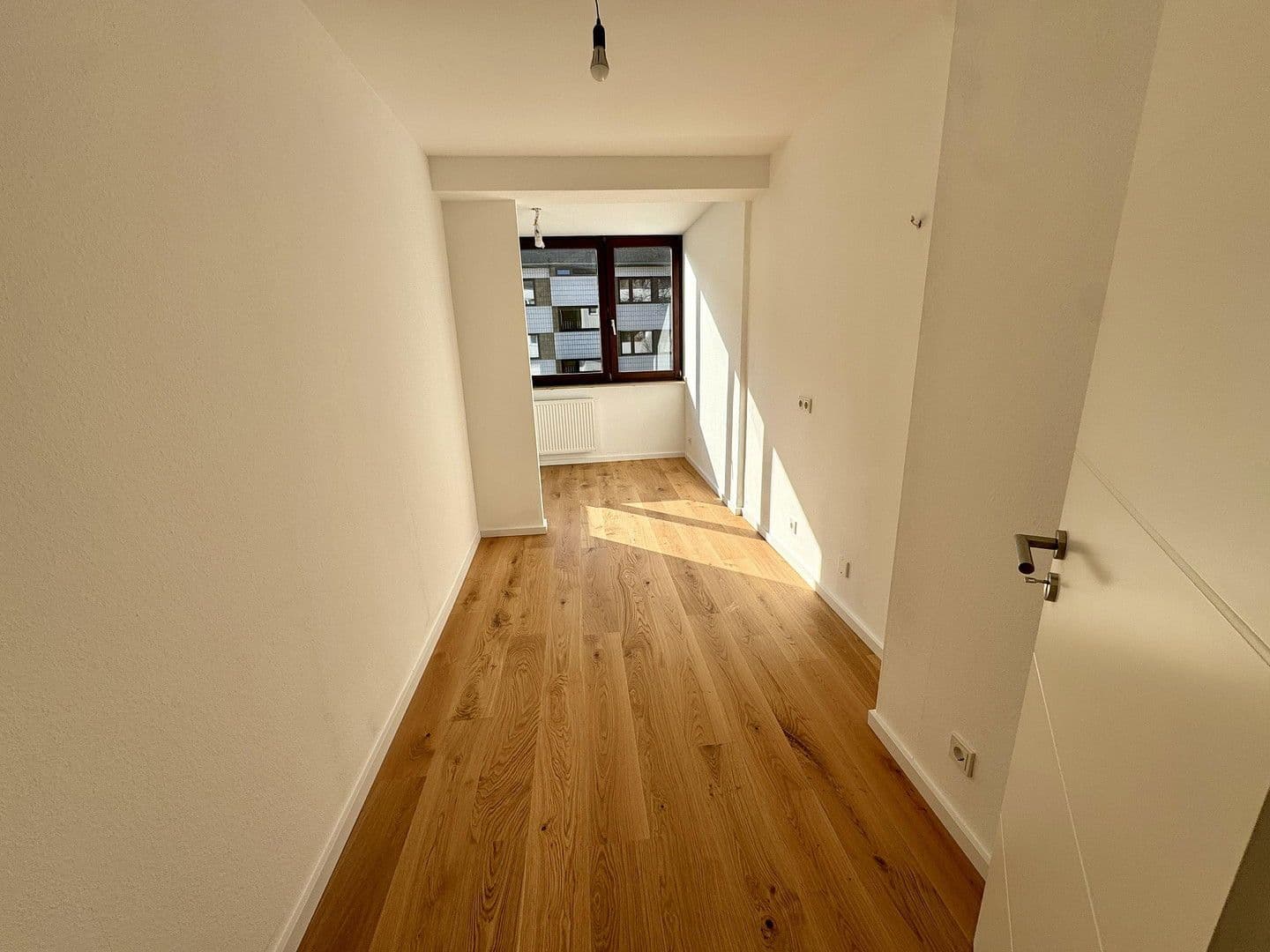 Prodej bytu 3+1 79 m², Köln, Severní Porýní-Vestfálsko Prodej bytu 3+1 79 m², Köln, Severní Porýní-Vestfálsko