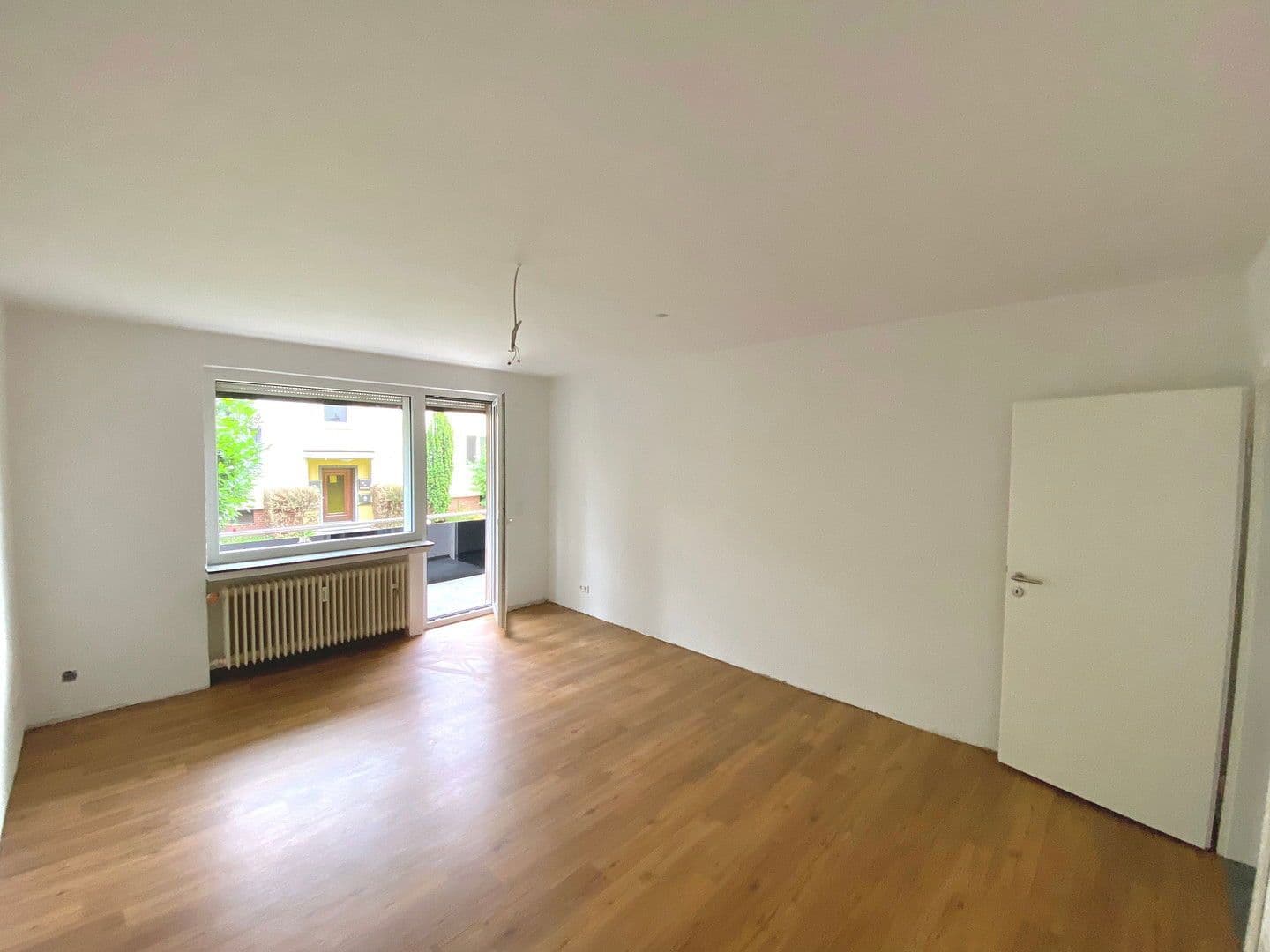 Pronájem bytu 3+1 74 m², Weserstr. 15A, Lehrte, Dolní Sasko Pronájem bytu 3+1 74 m², Weserstr. 15A, Lehrte, Dolní Sasko