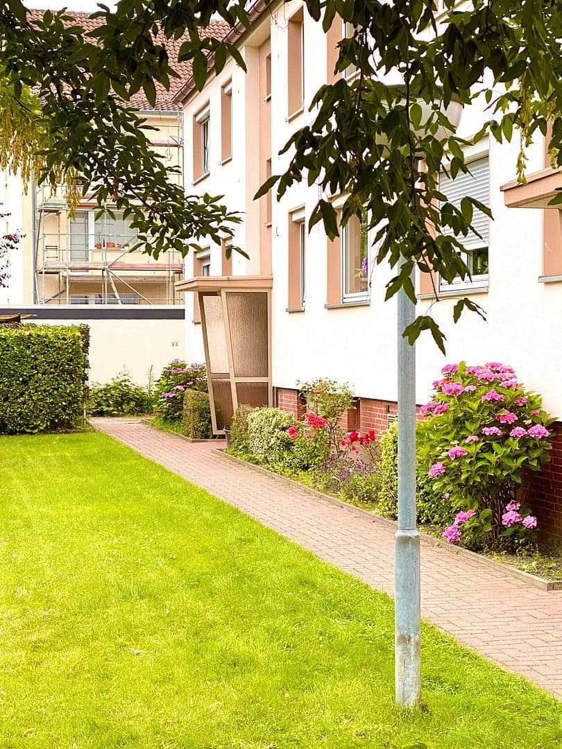 Pronájem bytu 3+1 74 m², Weserstr. 15A, Lehrte, Dolní Sasko Pronájem bytu 3+1 74 m², Weserstr. 15A, Lehrte, Dolní Sasko