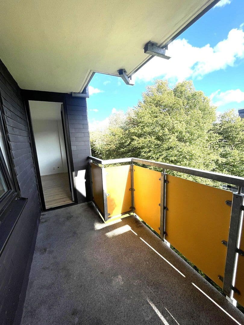 Pronájem bytu 2+kk 64 m², Wuppertal, Severní Porýní-Vestfálsko Pronájem bytu 2+kk 64 m², Wuppertal, Severní Porýní-Vestfálsko