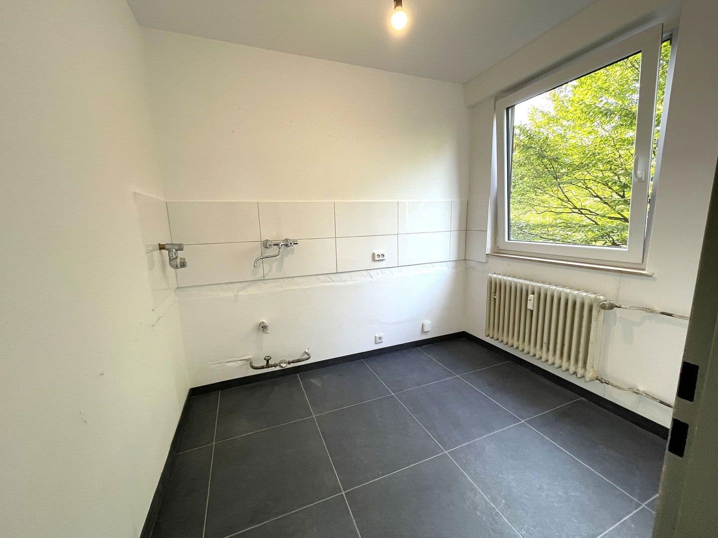 Pronájem bytu 2+kk 64 m², Wuppertal, Severní Porýní-Vestfálsko Pronájem bytu 2+kk 64 m², Wuppertal, Severní Porýní-Vestfálsko