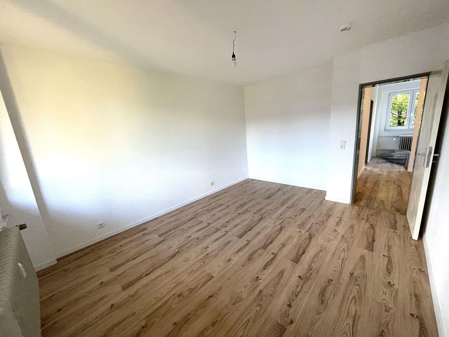 Pronájem bytu 2+kk 64 m², Wuppertal, Severní Porýní-Vestfálsko Pronájem bytu 2+kk 64 m², Wuppertal, Severní Porýní-Vestfálsko