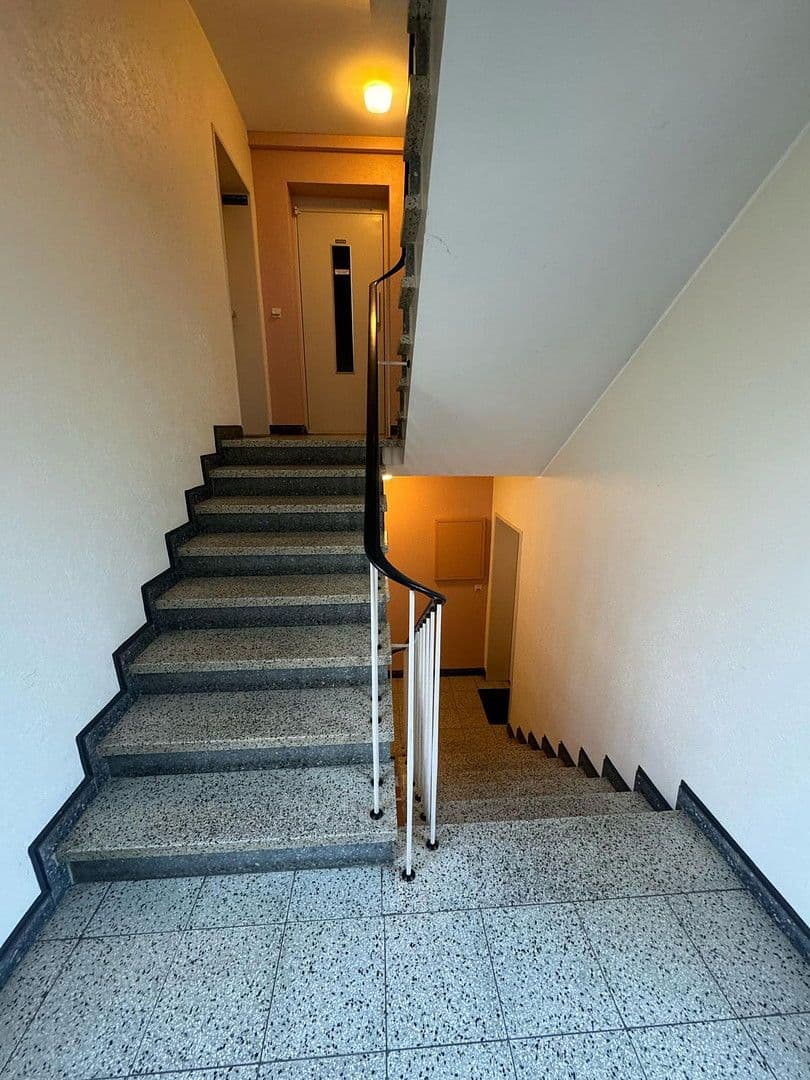 Pronájem bytu 2+kk 64 m², Wuppertal, Severní Porýní-Vestfálsko Pronájem bytu 2+kk 64 m², Wuppertal, Severní Porýní-Vestfálsko