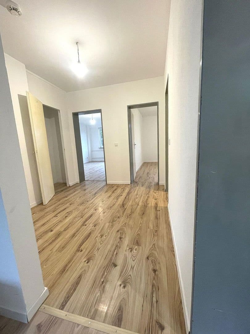 Pronájem bytu 2+kk 64 m², Wuppertal, Severní Porýní-Vestfálsko Pronájem bytu 2+kk 64 m², Wuppertal, Severní Porýní-Vestfálsko