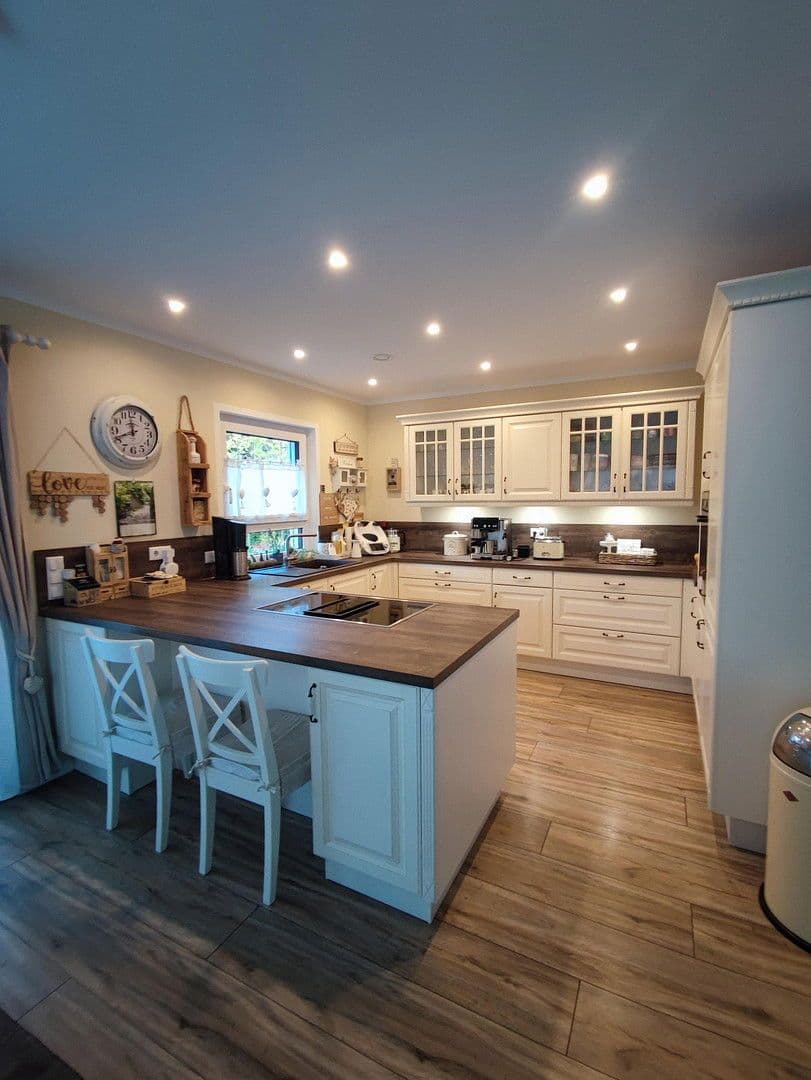 Prodej domu 208 m², pozemek 600 m², Ennepetal, Severní Porýní-Vestfálsko Prodej domu 208 m², pozemek 600 m², Ennepetal, Severní Porýní-Vestfálsko