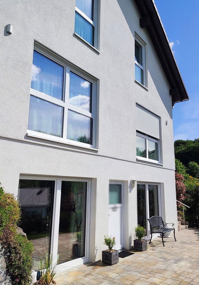 Prodej domu 208 m², pozemek 600 m², Ennepetal, Severní Porýní-Vestfálsko Prodej domu 208 m², pozemek 600 m², Ennepetal, Severní Porýní-Vestfálsko