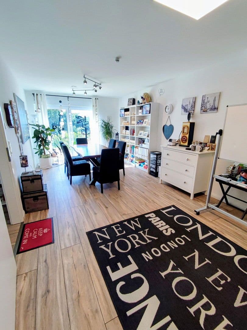 Prodej domu 208 m², pozemek 600 m², Ennepetal, Severní Porýní-Vestfálsko Prodej domu 208 m², pozemek 600 m², Ennepetal, Severní Porýní-Vestfálsko