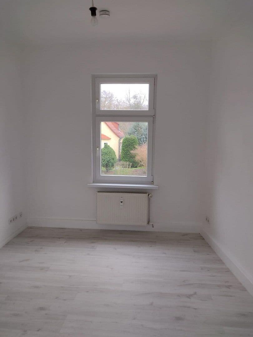 Pronájem bytu 2+1 35 m², Adolf-Reichwein-Str. 11, Werneuchen, Braniborsko Pronájem bytu 2+1 35 m², Adolf-Reichwein-Str. 11, Werneuchen, Braniborsko