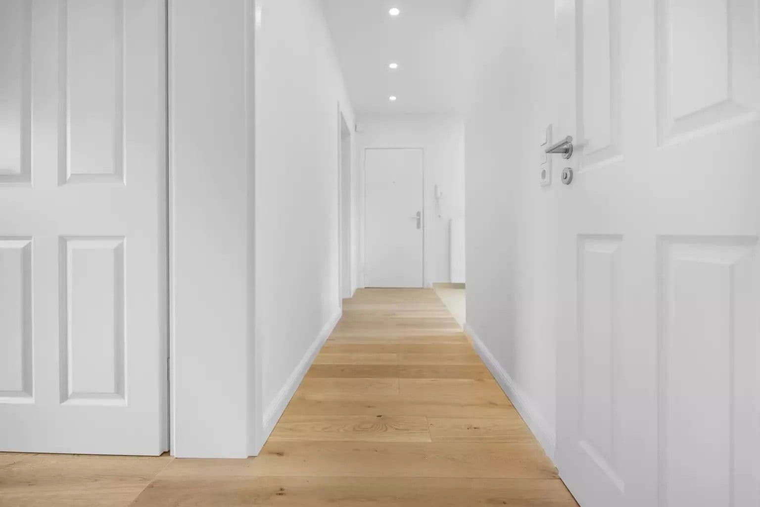 Pronájem bytu 3+1 58 m², Friedrich-Wagenfeld-Straße, Bremen, Bremen Pronájem bytu 3+1 58 m², Friedrich-Wagenfeld-Straße, Bremen, Bremen