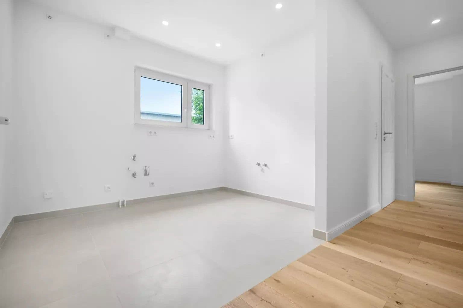 Pronájem bytu 3+1 58 m², Friedrich-Wagenfeld-Straße, Bremen, Bremen Pronájem bytu 3+1 58 m², Friedrich-Wagenfeld-Straße, Bremen, Bremen