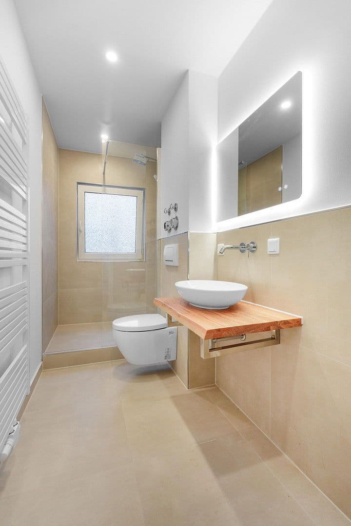 Pronájem bytu 3+1 59 m², Bremen, Bremen Pronájem bytu 3+1 59 m², Bremen, Bremen