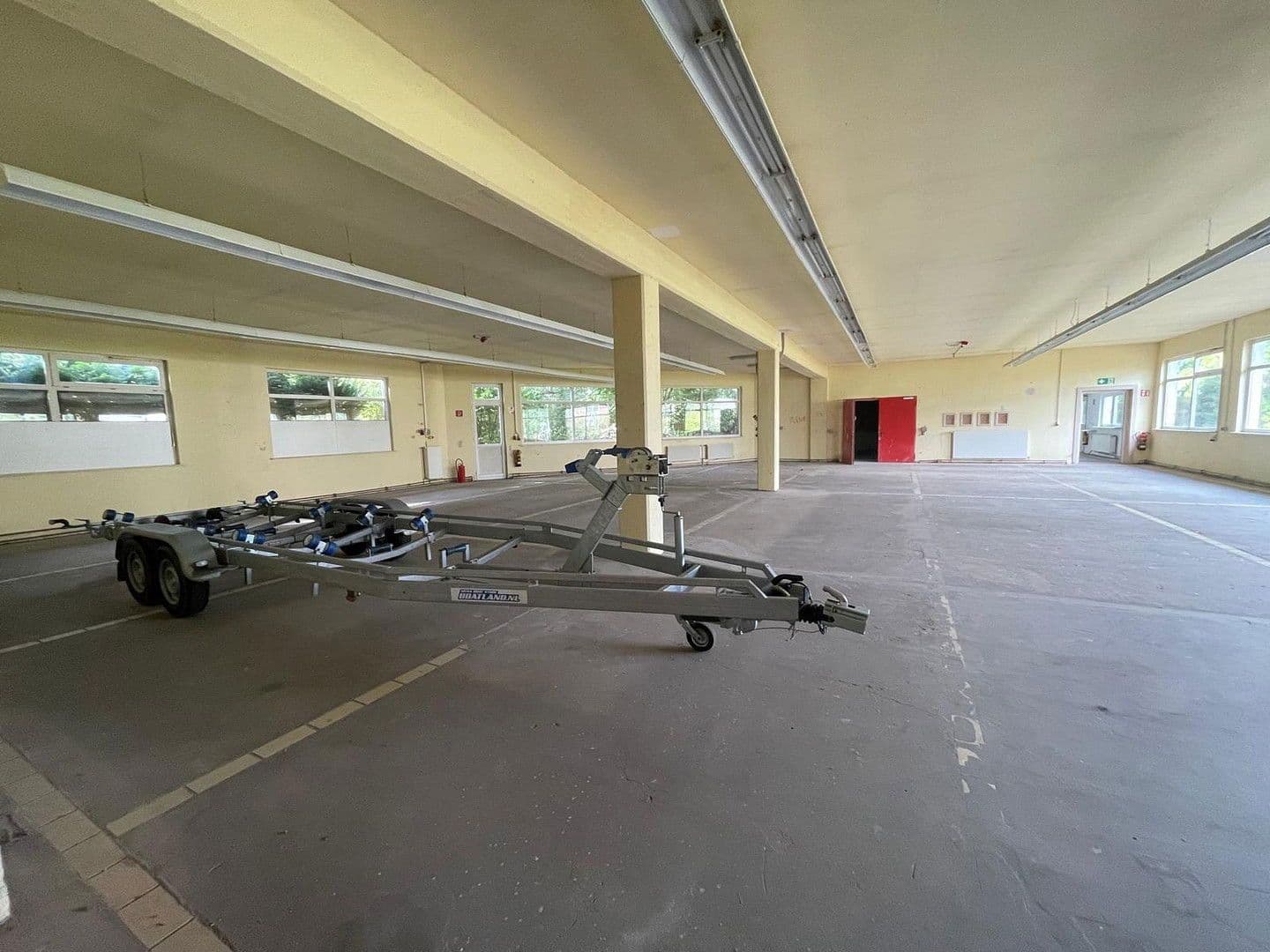 Pronájem nebytového prostoru 1.898 m², Boschstraße 22, Winsen (Luhe), Dolní Sasko Pronájem nebytového prostoru 1.898 m², Boschstraße 22, Winsen (Luhe), Dolní Sasko