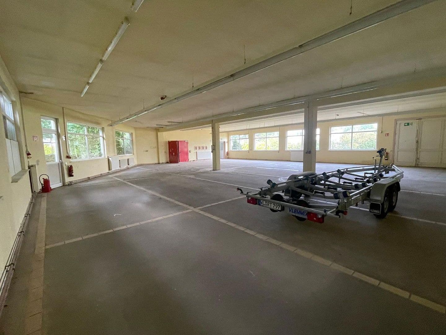 Pronájem nebytového prostoru 1.898 m², Boschstraße 22, Winsen (Luhe), Dolní Sasko Pronájem nebytového prostoru 1.898 m², Boschstraße 22, Winsen (Luhe), Dolní Sasko