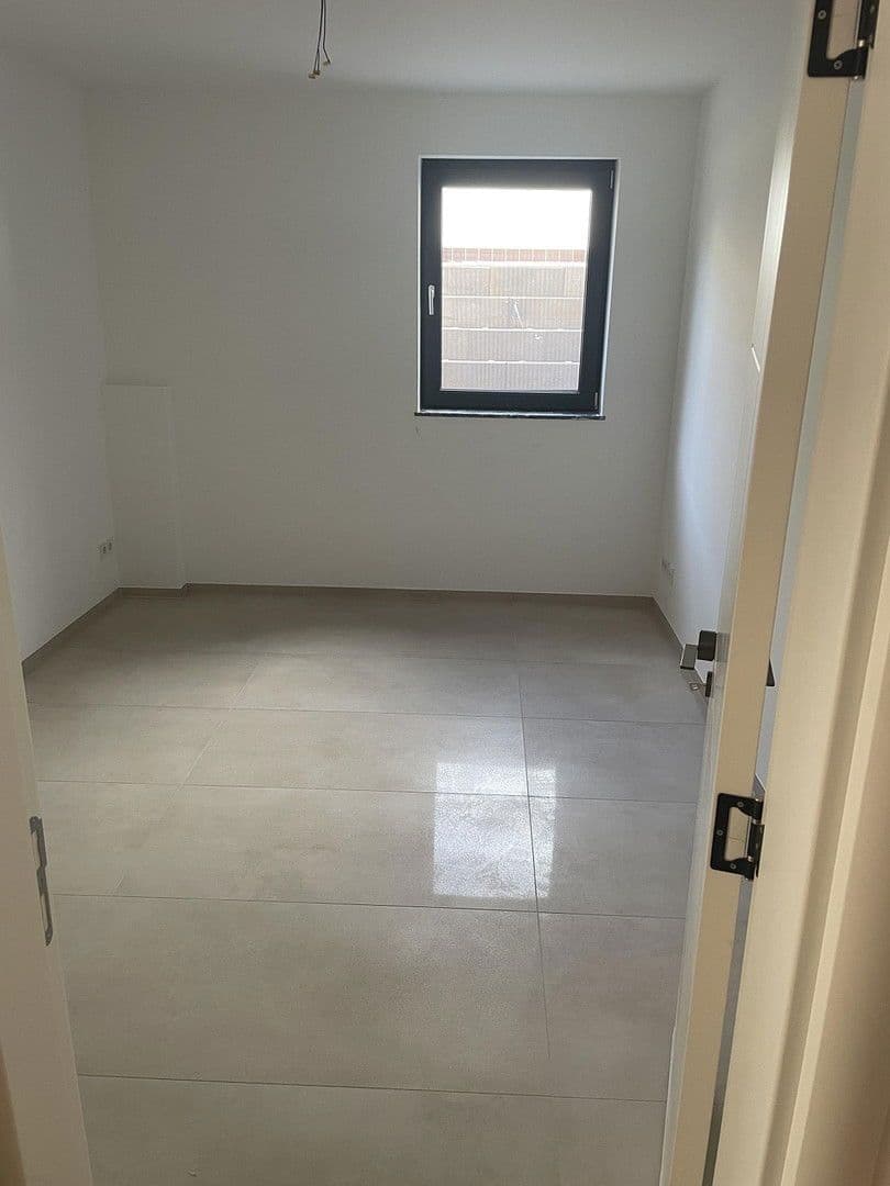 Pronájem bytu 2+1 48 m², Rüsselsheim am Main, Hessen Pronájem bytu 2+1 48 m², Rüsselsheim am Main, Hessen