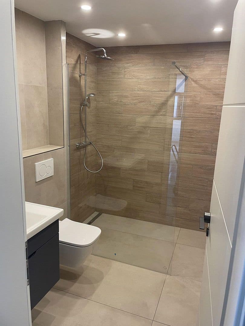 Pronájem bytu 2+1 48 m², Rüsselsheim am Main, Hessen Pronájem bytu 2+1 48 m², Rüsselsheim am Main, Hessen