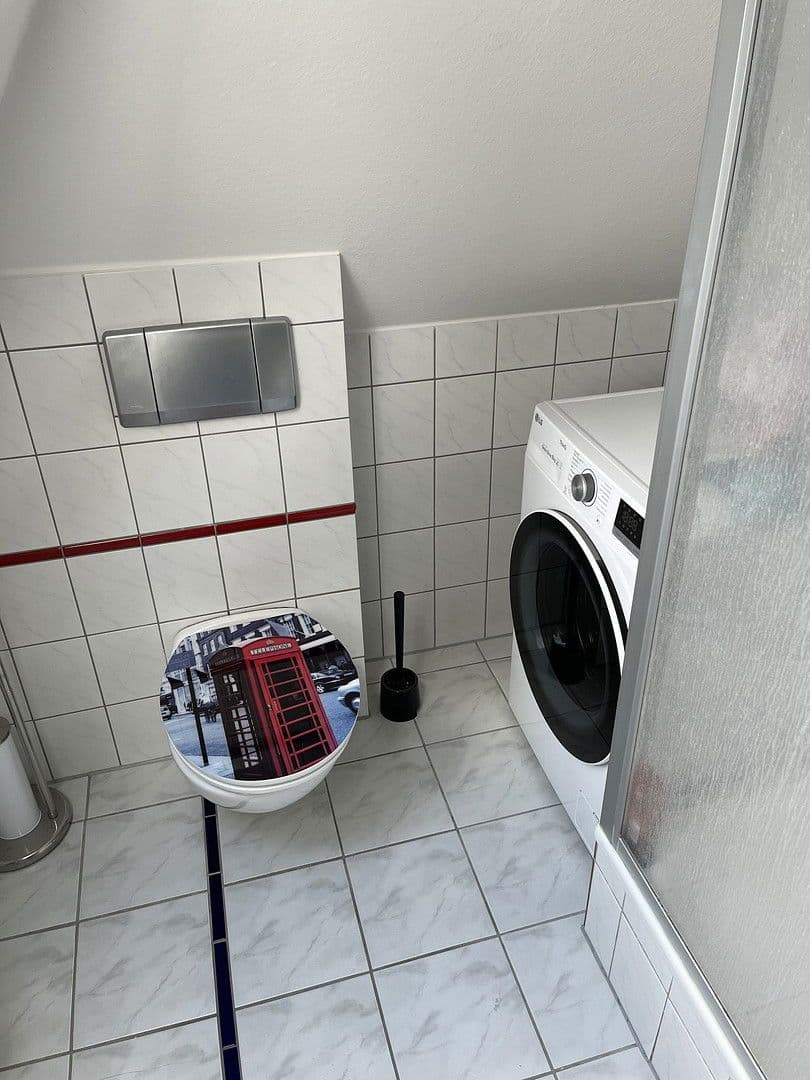 Pronájem bytu 2+1 57 m², Kronenstr. 7, Ötigheim, Bádensko-Württembersko Pronájem bytu 2+1 57 m², Kronenstr. 7, Ötigheim, Bádensko-Württembersko