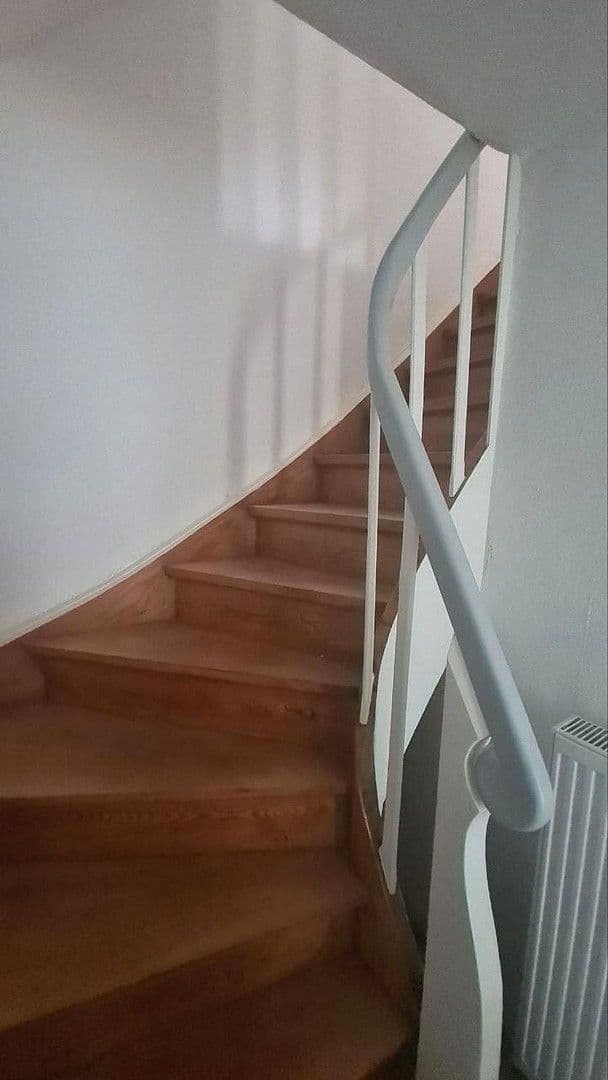 Prodej domu 92 m², pozemek 133 m², Hauptstraße 45, Oberheimbach, Porýní-Falc Prodej domu 92 m², pozemek 133 m², Hauptstraße 45, Oberheimbach, Porýní-Falc