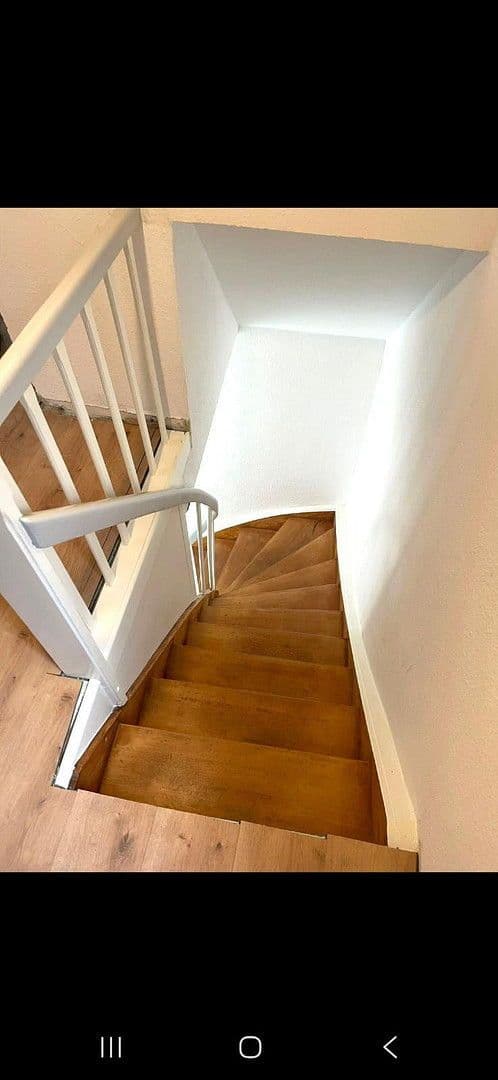 Prodej domu 92 m², pozemek 133 m², Hauptstraße 45, Oberheimbach, Porýní-Falc Prodej domu 92 m², pozemek 133 m², Hauptstraße 45, Oberheimbach, Porýní-Falc