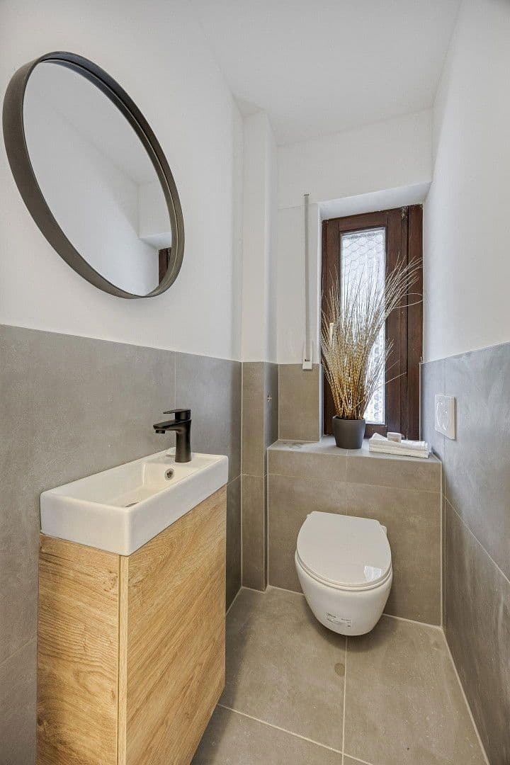 Prodej bytu 3+1 84 m², Meerbusch, Severní Porýní-Vestfálsko Prodej bytu 3+1 84 m², Meerbusch, Severní Porýní-Vestfálsko