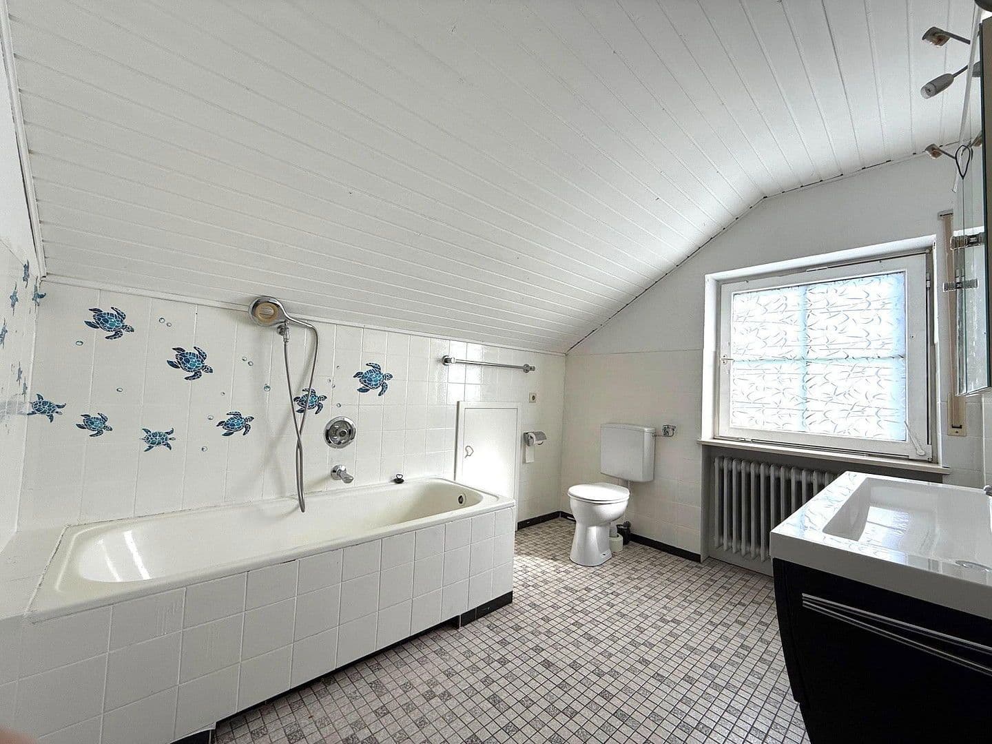 Prodej domu 221 m², pozemek 857 m², Am Giesenbach 14, Lahr/Schwarzwald, Bádensko-Württembersko Prodej domu 221 m², pozemek 857 m², Am Giesenbach 14, Lahr/Schwarzwald, Bádensko-Württembersko