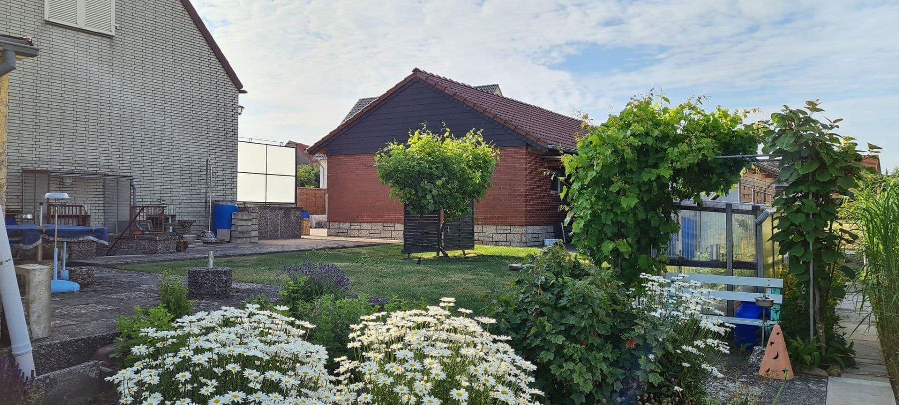 Prodej domu 95 m², pozemek 370 m², Schellerten, Dolní Sasko Prodej domu 95 m², pozemek 370 m², Schellerten, Dolní Sasko