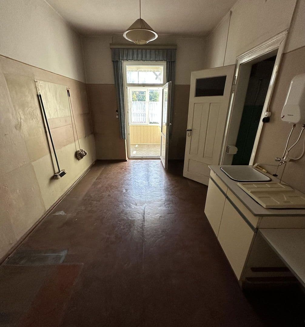 Prodej domu 360 m², pozemek 480 m², Glauchau, Sasko Prodej domu 360 m², pozemek 480 m², Glauchau, Sasko