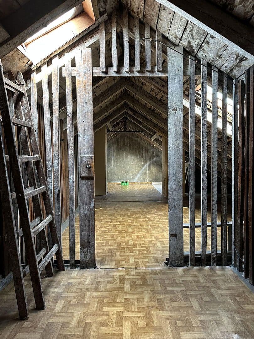 Prodej domu 360 m², pozemek 480 m², Glauchau, Sasko Prodej domu 360 m², pozemek 480 m², Glauchau, Sasko