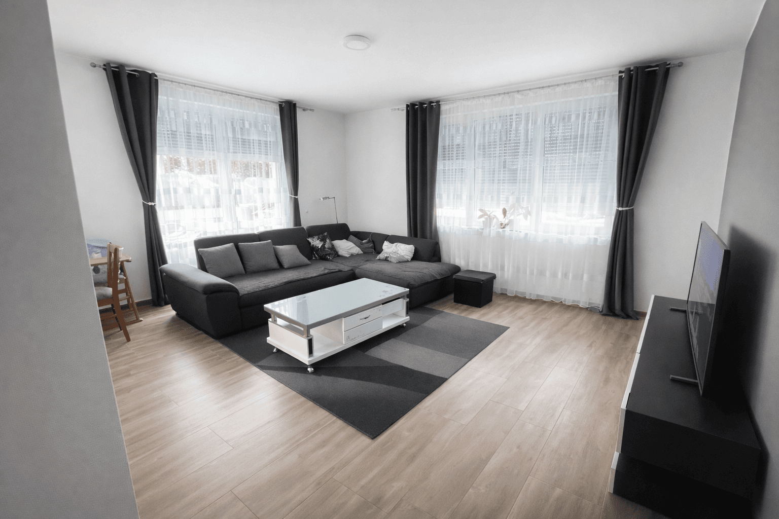 Prodej bytu 3+1 79 m², Rülzheim, Porýní-Falc Prodej bytu 3+1 79 m², Rülzheim, Porýní-Falc