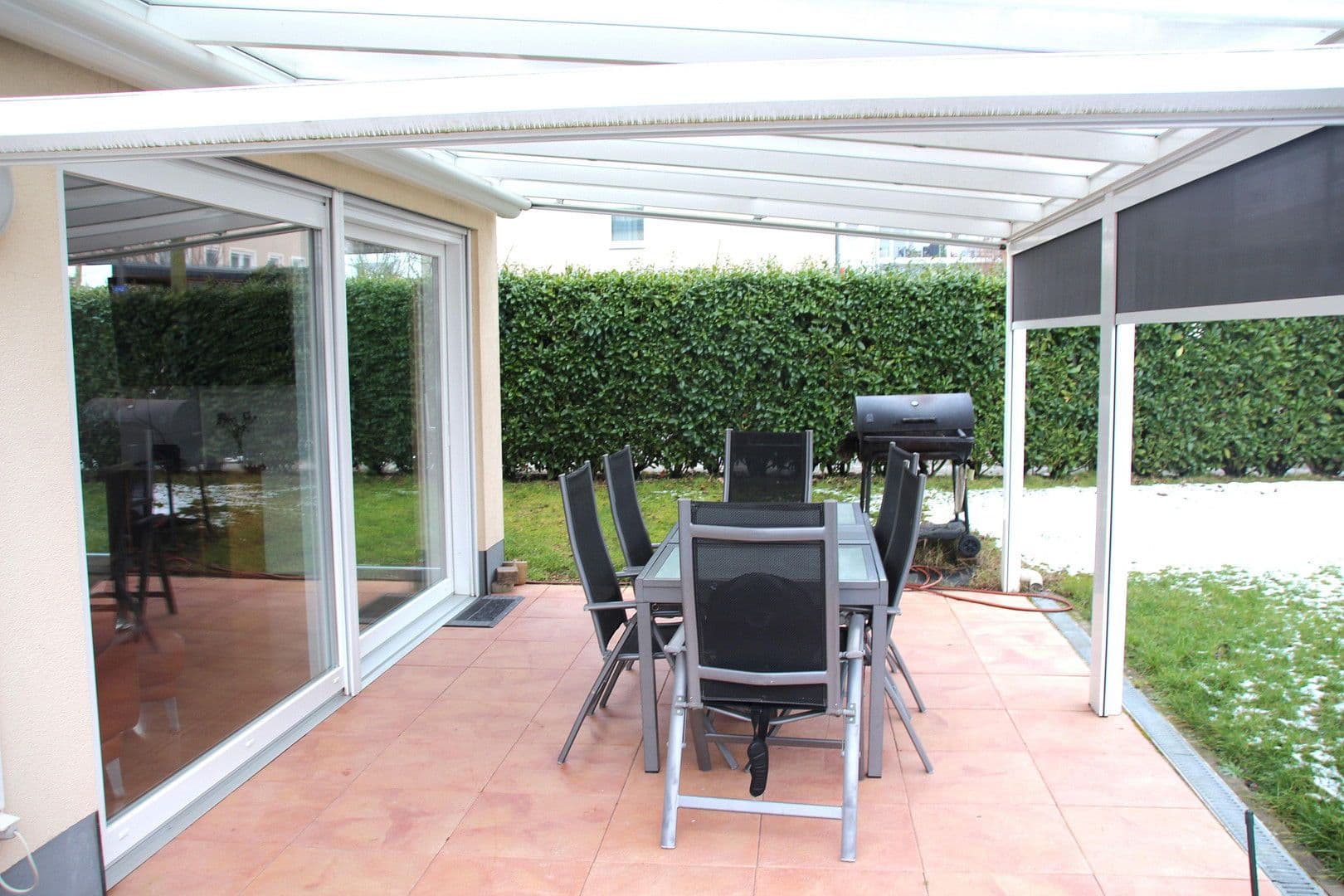 Pronájem domu 226 m², pozemek 450 m², Ottilie Widermuth Weg 2, Frankfurt am Main, Hessen Pronájem domu 226 m², pozemek 450 m², Ottilie Widermuth Weg 2, Frankfurt am Main, Hessen