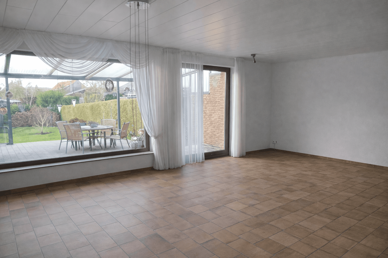 Prodej domu 135 m², pozemek 500 m², Martinusweg 24a, Bedburg-Hau, Severní Porýní-Vestfálsko Prodej domu 135 m², pozemek 500 m², Martinusweg 24a, Bedburg-Hau, Severní Porýní-Vestfálsko