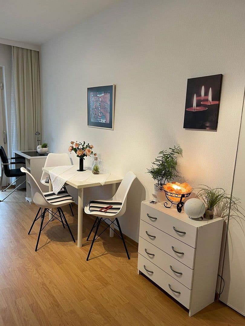 Pronájem bytu 1+1 46 m², Bad Pyrmont, Dolní Sasko Pronájem bytu 1+1 46 m², Bad Pyrmont, Dolní Sasko