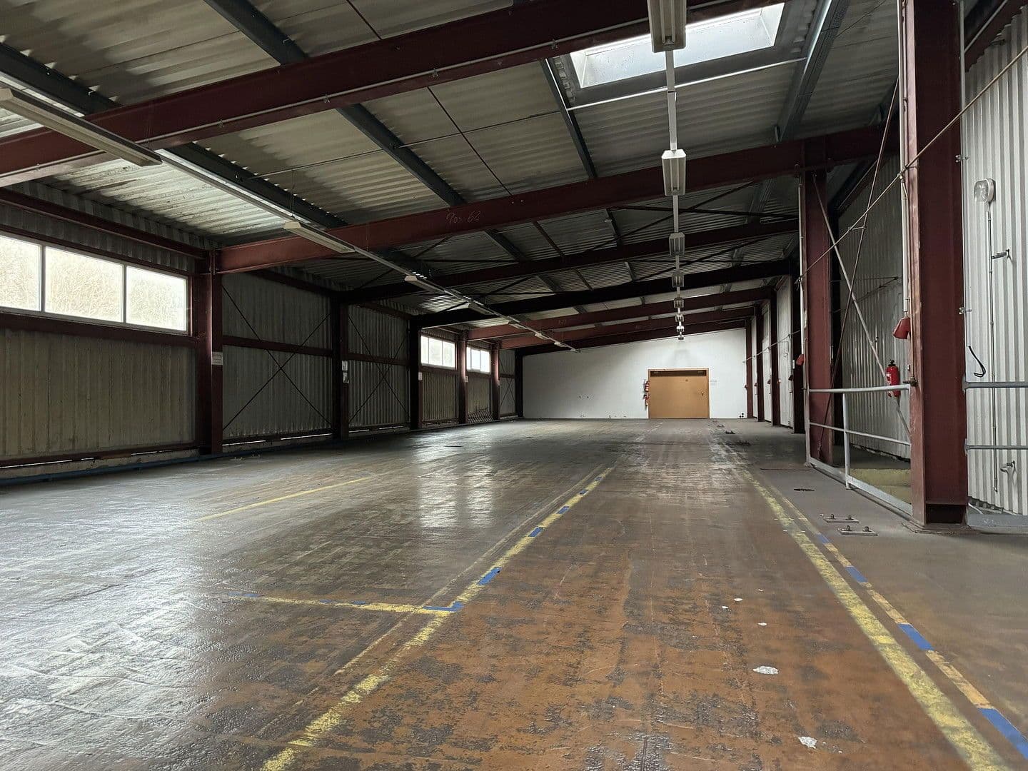 Pronájem nebytového prostoru 9.700 m², Großrückerswalde, Sasko Pronájem nebytového prostoru 9.700 m², Großrückerswalde, Sasko