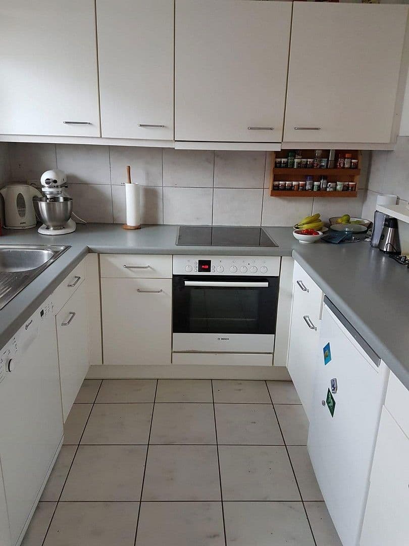 Pronájem bytu 4+1 120 m², Rheinstetten, Bádensko-Württembersko Pronájem bytu 4+1 120 m², Rheinstetten, Bádensko-Württembersko