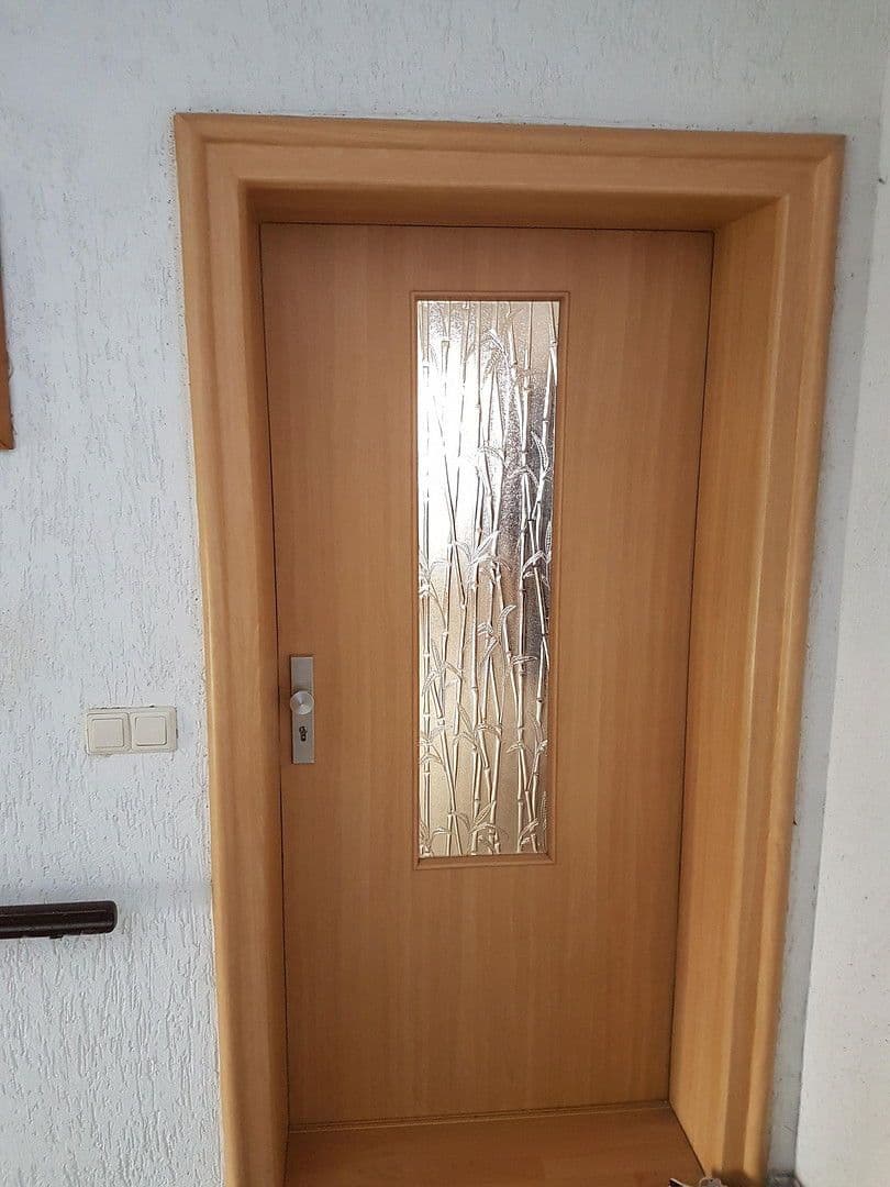 Pronájem bytu 2+1 55 m², Puschkinstraße 86, Teuchern, Sasko-Anhaltsko Pronájem bytu 2+1 55 m², Puschkinstraße 86, Teuchern, Sasko-Anhaltsko