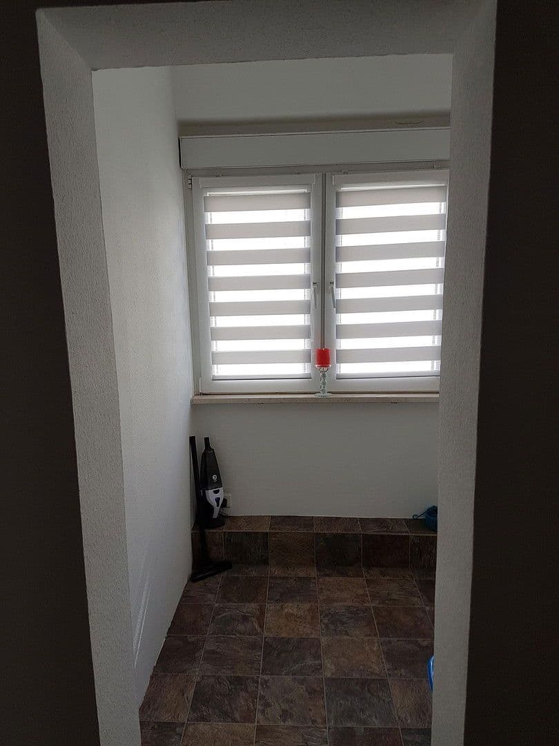 Pronájem bytu 2+1 55 m², Puschkinstraße 86, Teuchern, Sasko-Anhaltsko Pronájem bytu 2+1 55 m², Puschkinstraße 86, Teuchern, Sasko-Anhaltsko