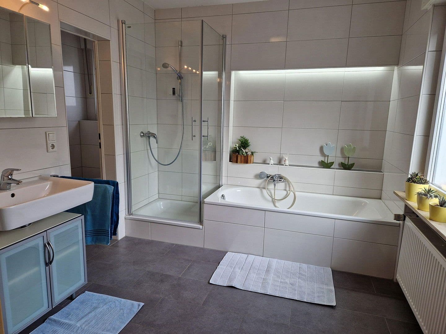 Pronájem domu 175 m², pozemek 397 m², Mülheim-Kärlich, Porýní-Falc Pronájem domu 175 m², pozemek 397 m², Mülheim-Kärlich, Porýní-Falc