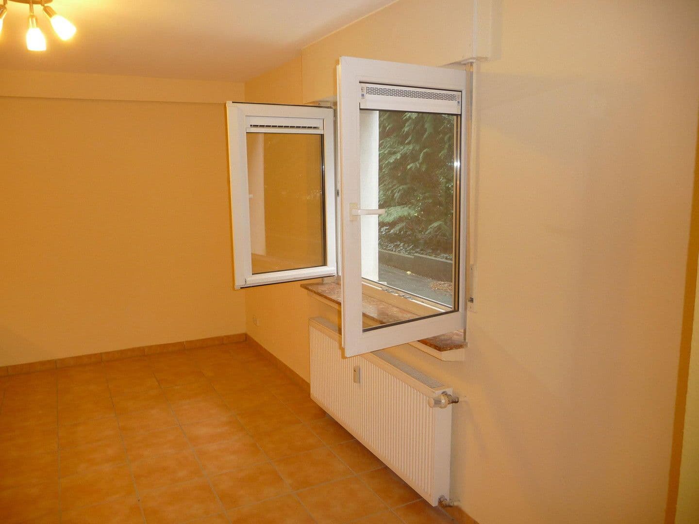 Pronájem bytu 2+1 61 m², Köln, Severní Porýní-Vestfálsko Pronájem bytu 2+1 61 m², Köln, Severní Porýní-Vestfálsko