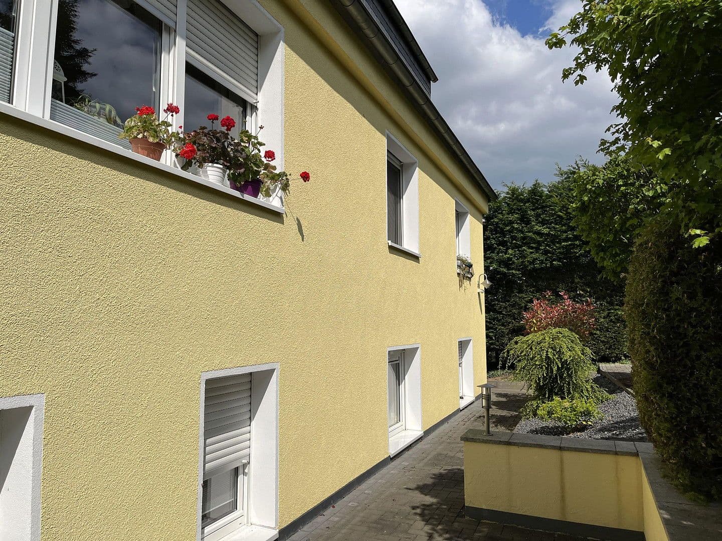 Pronájem bytu 2+1 61 m², Köln, Severní Porýní-Vestfálsko Pronájem bytu 2+1 61 m², Köln, Severní Porýní-Vestfálsko