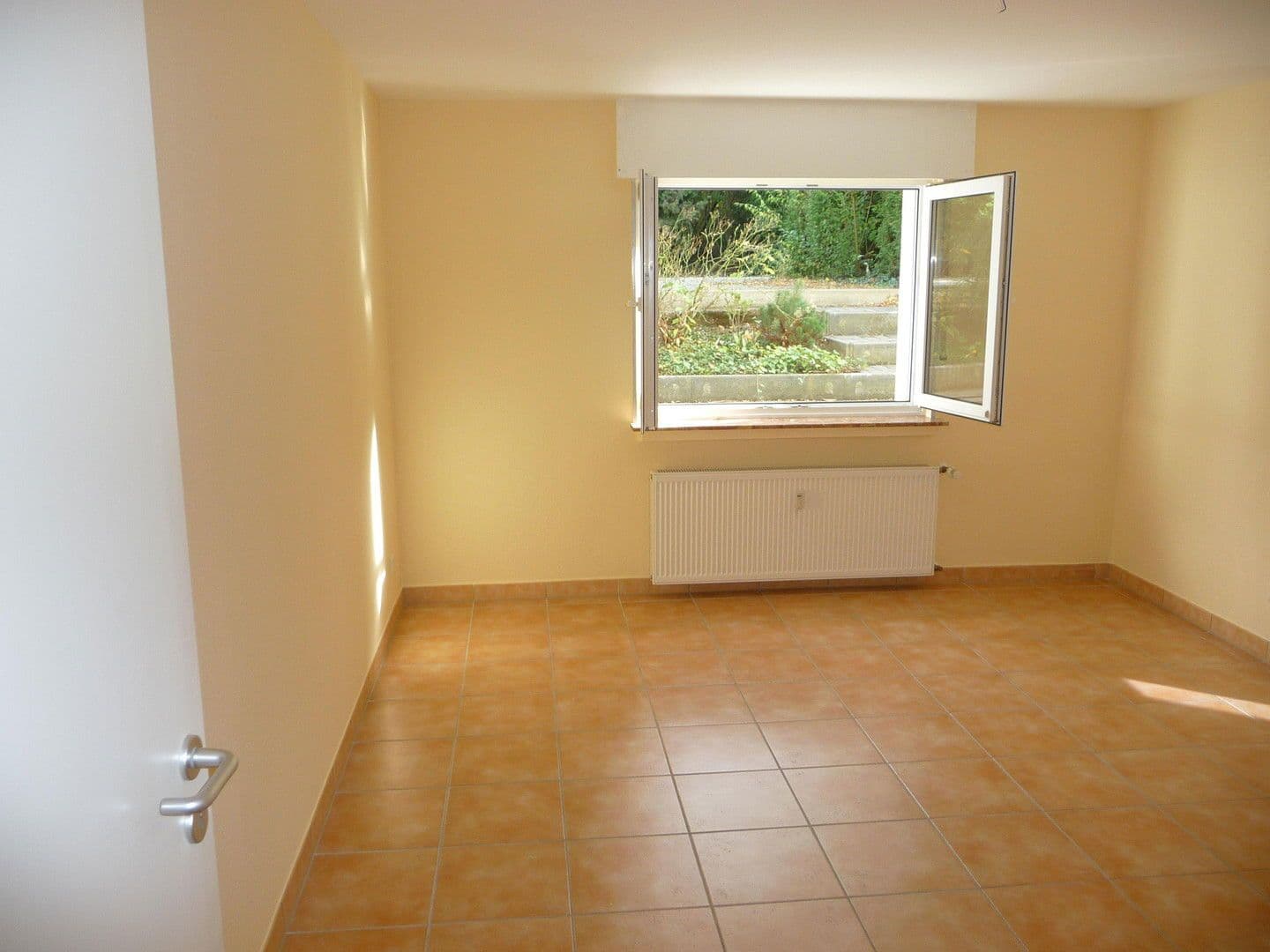 Pronájem bytu 2+1 61 m², Köln, Severní Porýní-Vestfálsko Pronájem bytu 2+1 61 m², Köln, Severní Porýní-Vestfálsko