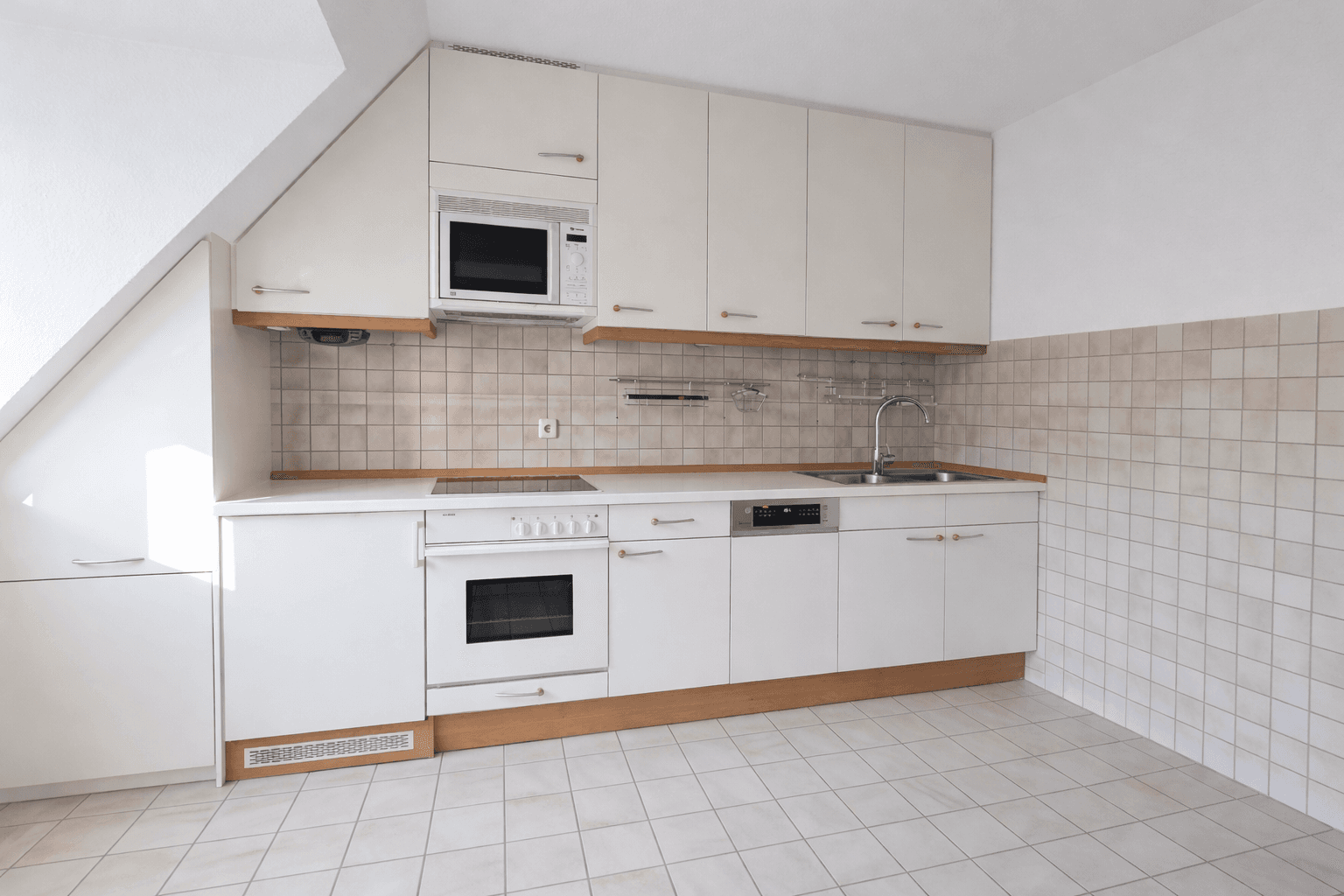 Pronájem bytu 2+kk 60 m², Erlangen, Bavorsko Pronájem bytu 2+kk 60 m², Erlangen, Bavorsko