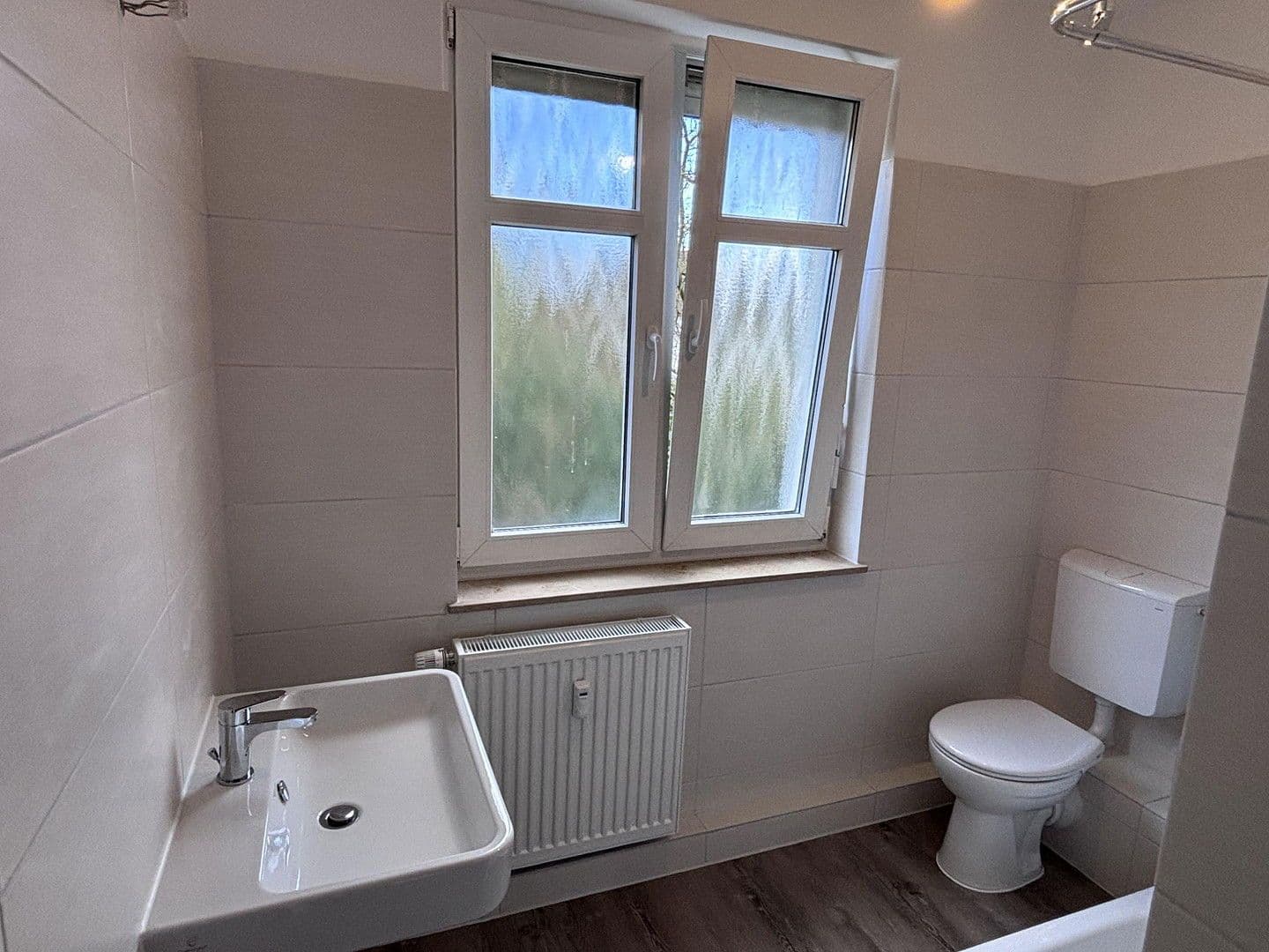 Pronájem bytu 4+1 70 m², Friedhofsweg 19 C, Niestetal, Hessen Pronájem bytu 4+1 70 m², Friedhofsweg 19 C, Niestetal, Hessen