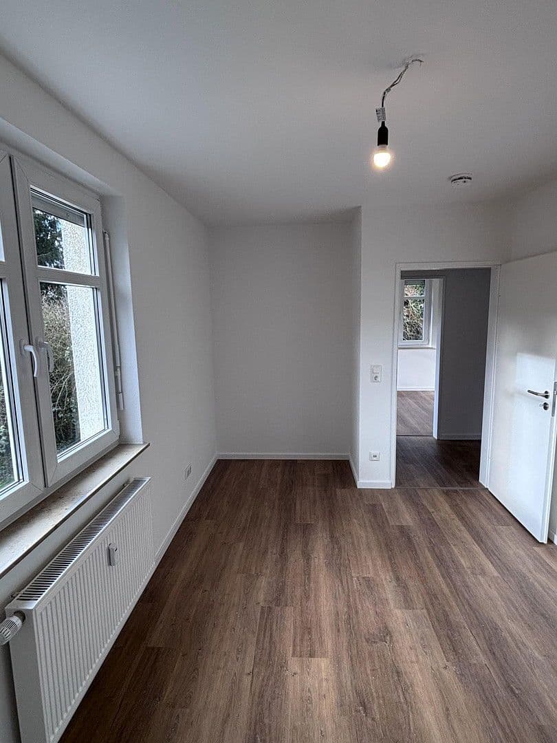 Pronájem bytu 4+1 70 m², Friedhofsweg 19 C, Niestetal, Hessen Pronájem bytu 4+1 70 m², Friedhofsweg 19 C, Niestetal, Hessen