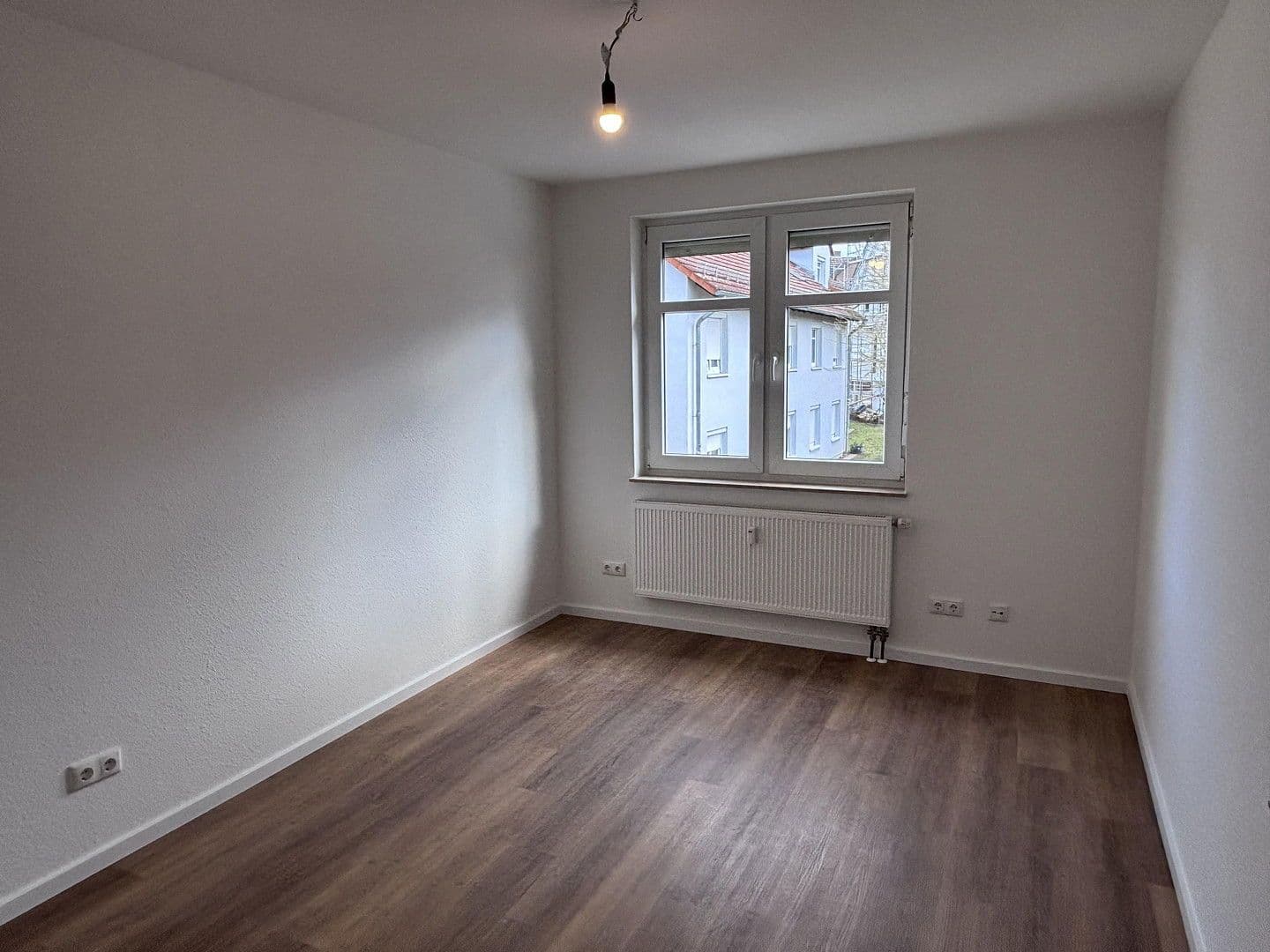 Pronájem bytu 4+1 70 m², Friedhofsweg 19 C, Niestetal, Hessen Pronájem bytu 4+1 70 m², Friedhofsweg 19 C, Niestetal, Hessen