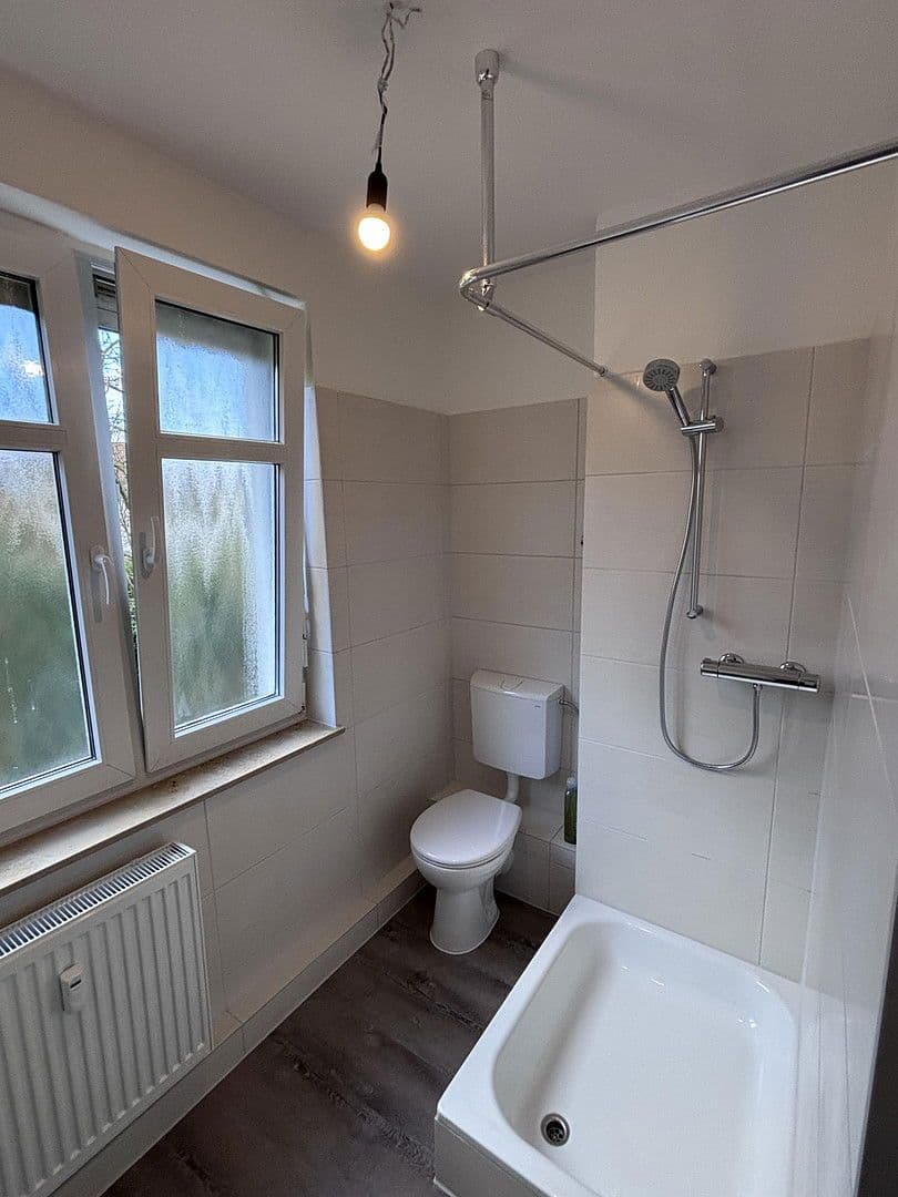 Pronájem bytu 4+1 70 m², Friedhofsweg 19 C, Niestetal, Hessen Pronájem bytu 4+1 70 m², Friedhofsweg 19 C, Niestetal, Hessen